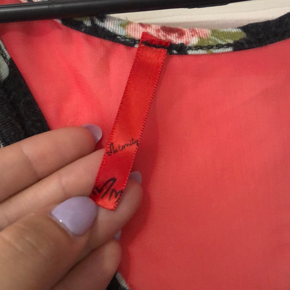 Maternity tank tops - Picture 2 of 3